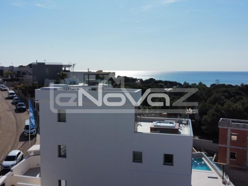 villa 4 bedrooms Campoamor. #1008