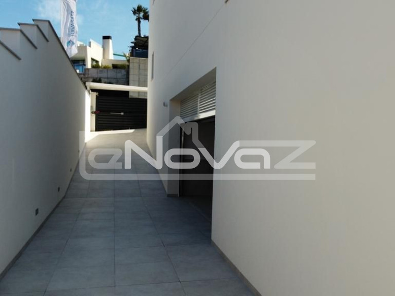 villa 4 bedrooms Campoamor. #1008
