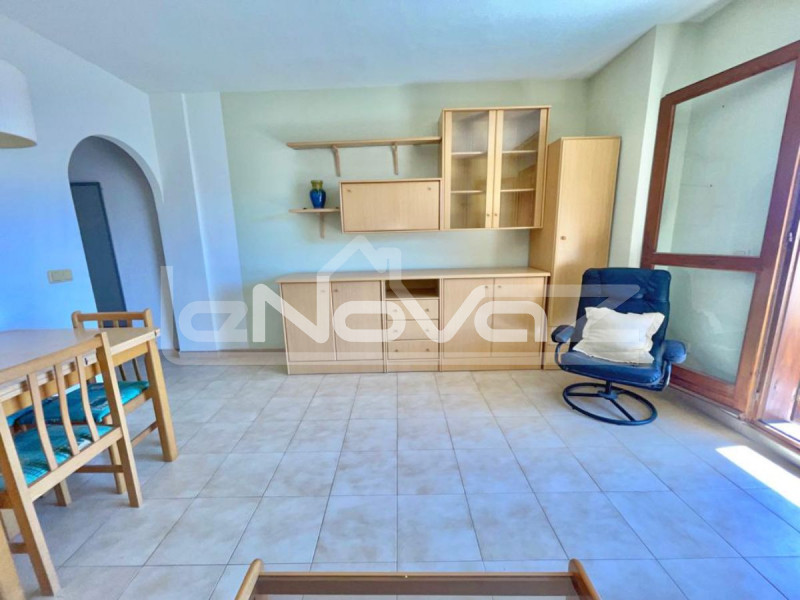 Очень просторные апартаменты с 1 спальней, террасой и бассейном в 250 м от пляжа в Torrevieja.. #1019