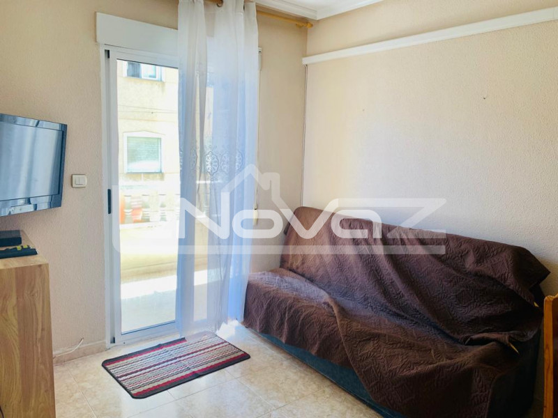 Апартаменты с 2 спальнями и террасой в Torrevieja.. #1045
