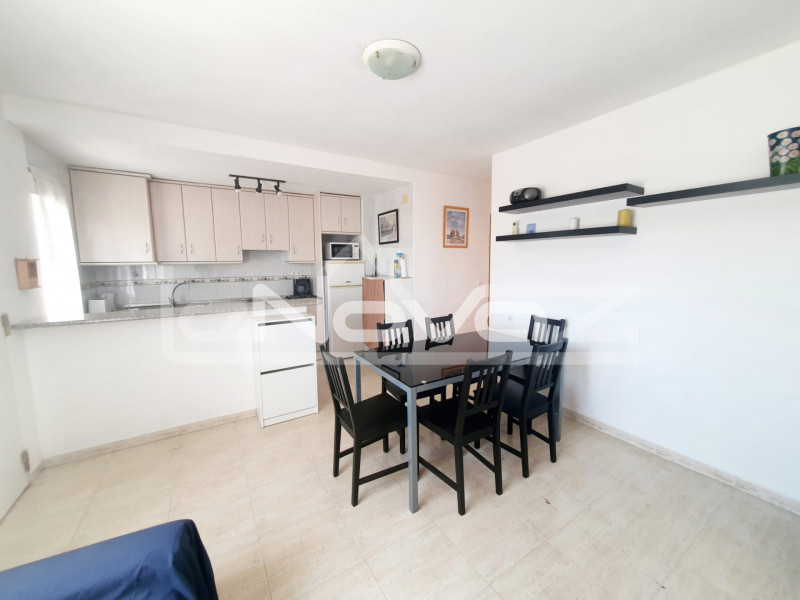 Appartement avec 2 chambres et une terrasse à Villamartin.. #1089