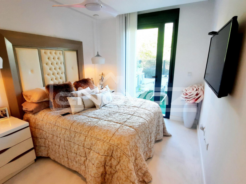 Потрясающе стильная квартира с 2 спальнями, выходящая на южную сторону, недалеко от Ла Фуэнте в Вилламартин.. #1133