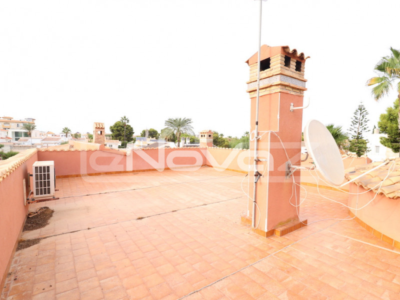villa 4 bedrooms La Zenia. #1184