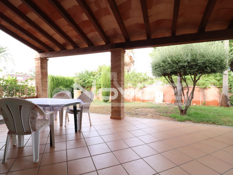 villa 4 bedrooms La Zenia. #1184