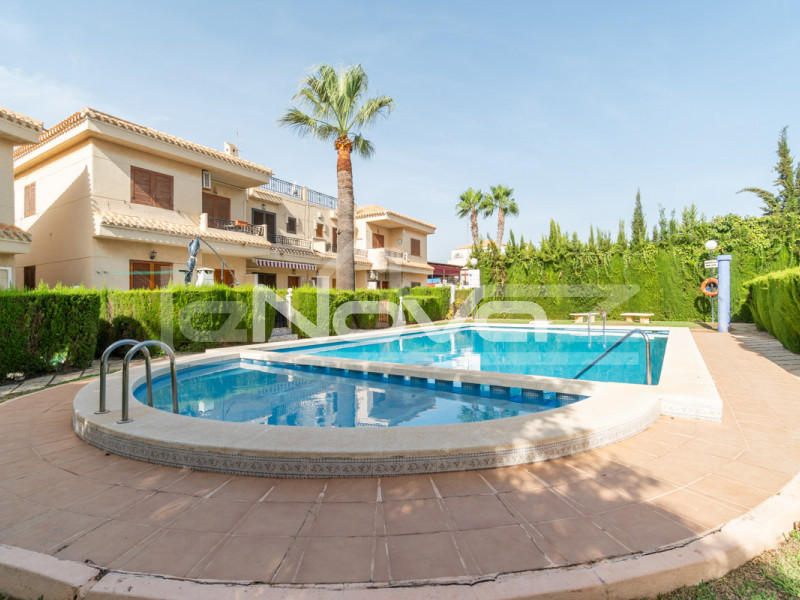 bungalow 2 bedrooms Playa Flamenca. #1231