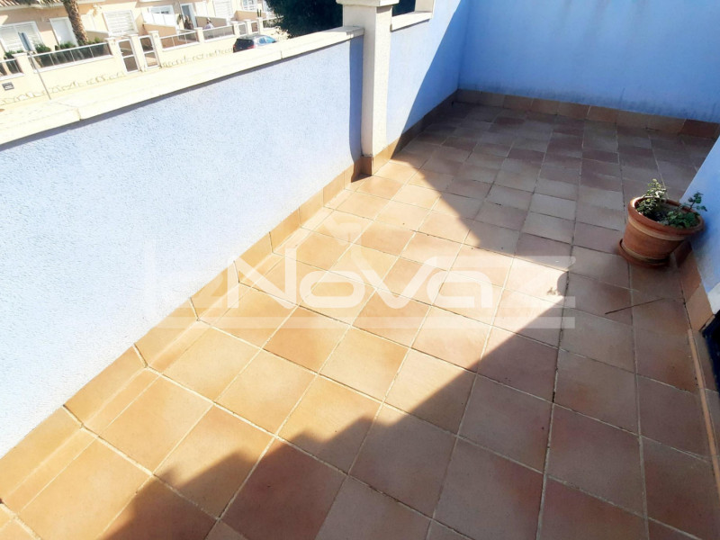 House with large garden in Lomas Cabo Roig. #1289