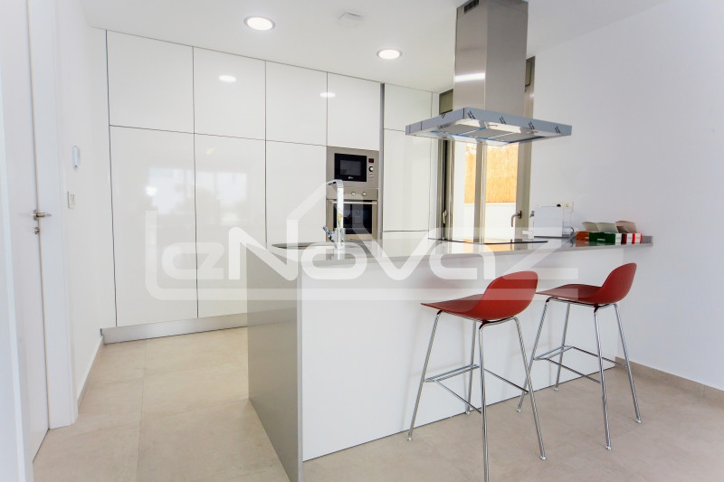 villa 3 bedrooms Villamartin. #1294