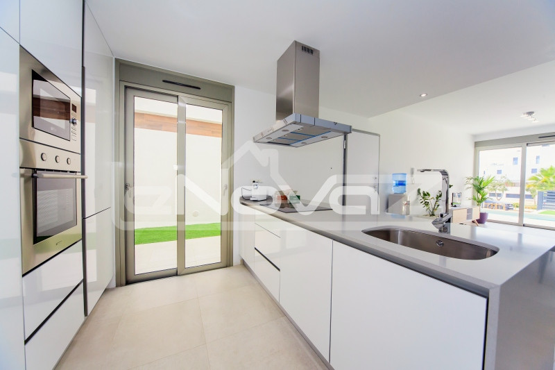 villa 3 bedrooms Villamartin. #1294