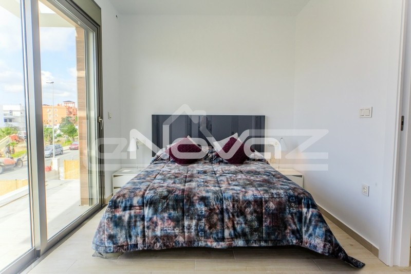 villa 3 bedrooms Villamartin. #1294