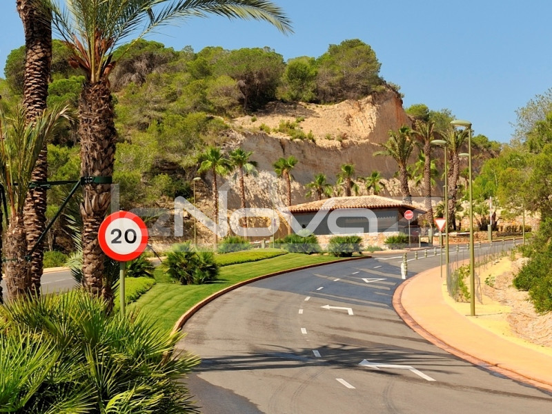 villa 3 bedrooms Villamartin. #1294