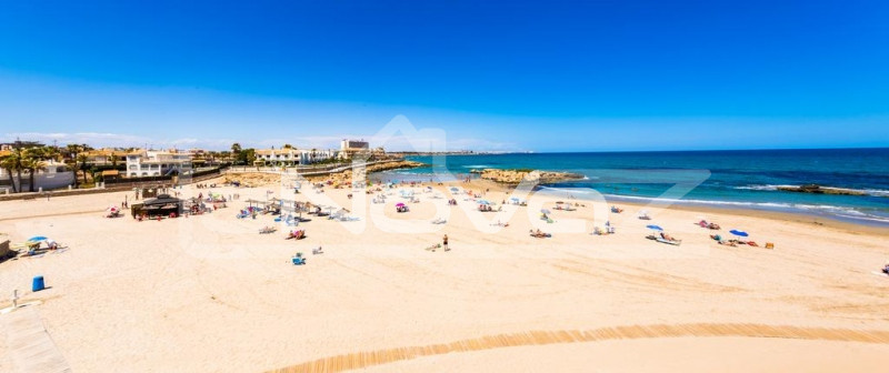 villa 3 bedrooms Villamartin. #1294