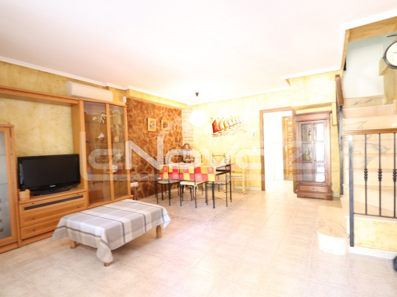 bungalow 4 bedrooms Playa Flamenca. #1300