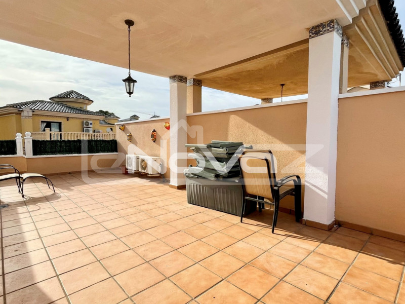penthouse 2 bedrooms Villamartin. #1318