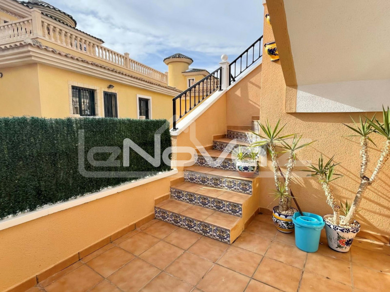 penthouse 2 bedrooms Villamartin. #1318