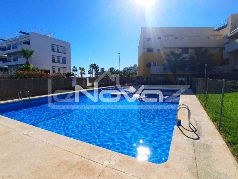 bungalow 3 bedrooms Playa Flamenca. #1370