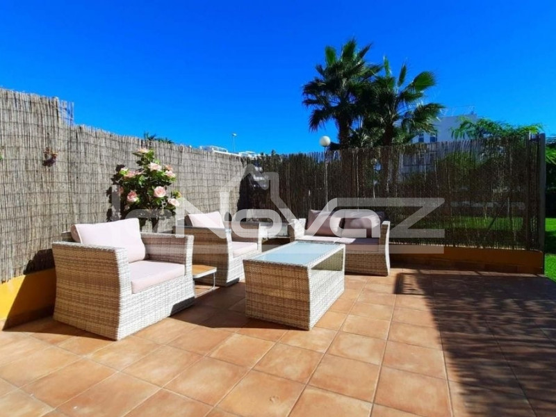 bungalow 3 bedrooms Playa Flamenca. #1370