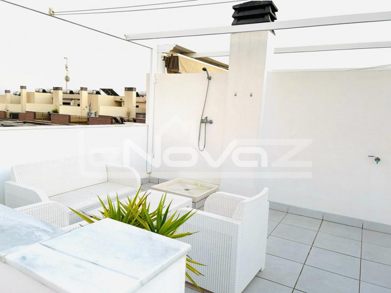 Bungalow ultra moderne de 3 chambres avec piscine privée et garage à Lomas de Cabo Roig.. #1395
