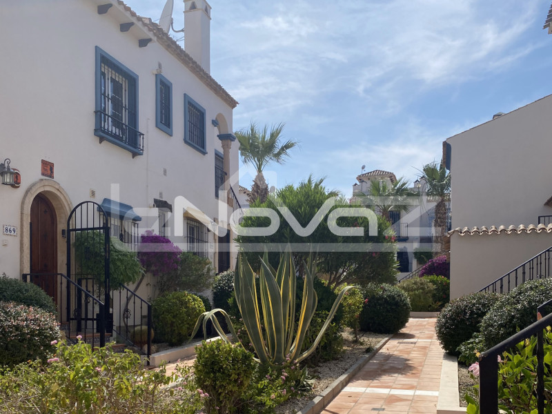Beautiful townhouse in a prestigious gated complex Los Dolces!. #1412