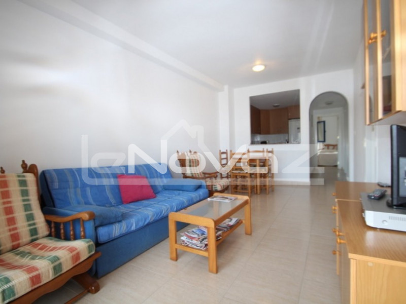 Lägenhet med 3 sovrum, stor terrass med havsutsikt med garage och stort förråd i Campoamor.. #1422