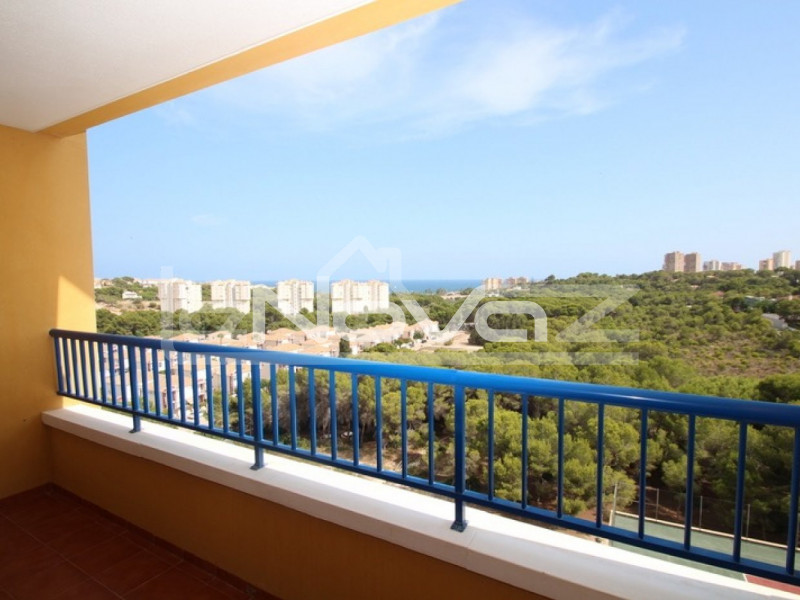 Apartment with 3 bedrooms, large terrace with sea views with garage and large storage room in Campoamor.. #1422
