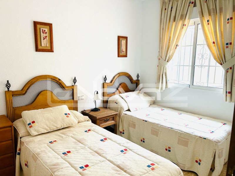 Стильный дуплекс с 3 спальнями, 2 ванными комнатами и частным соляриумом в Villamartin.. #1513