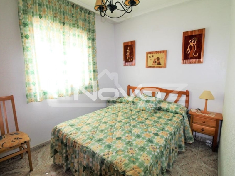 Lägenhet med 2 sovrum inom gångavstånd från stranden i Torrevieja. #1524