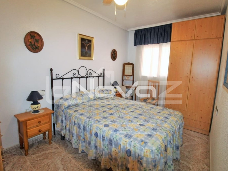 Appartement de 2 chambres à distance de marche de la plage de Torrevieja. #1524