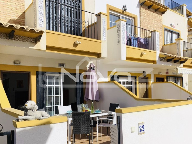 Incredible bungalow with 3 bedrooms, 2 bathrooms and just 350m from the beach in Cabo Roig.. #1537