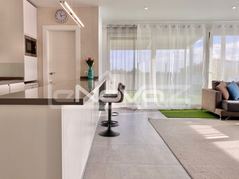 Incredible apartment 3 minutes from the azure birch of the Mediterranean Sea. #1725