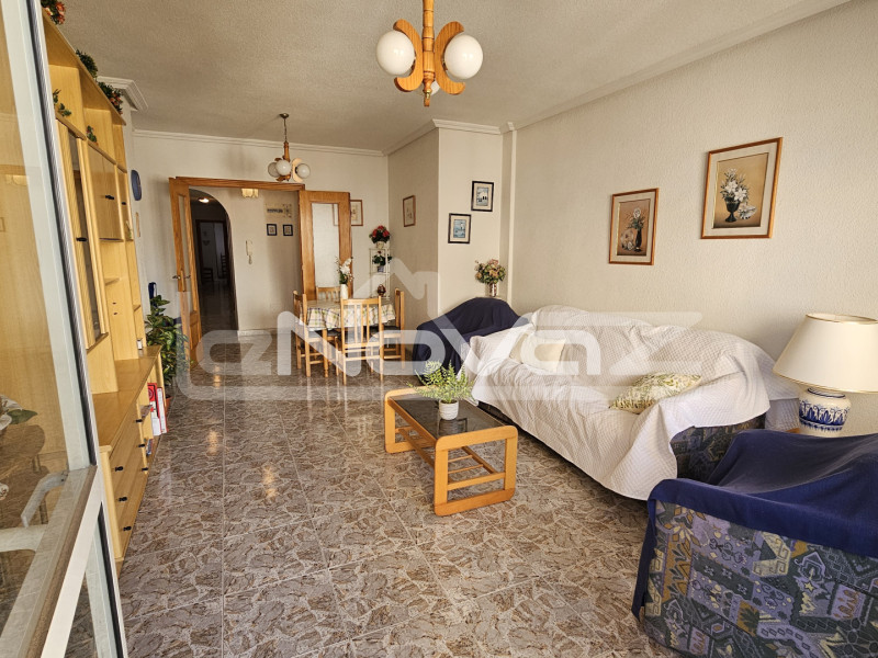 Appartement avec 2 chambres Torrevieja. #1752