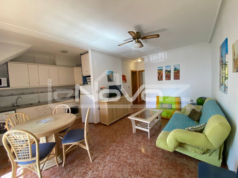 Beautiful 2 bedroom south facing apartment with communal pool. #1759