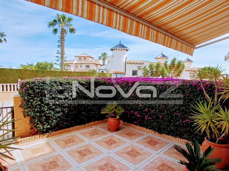 Stunning south facing ground floor apartment with private garden. #1769