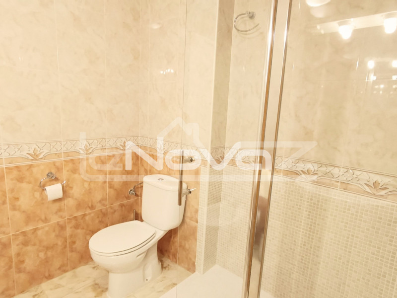 Stunning south facing ground floor apartment with private garden. #1769