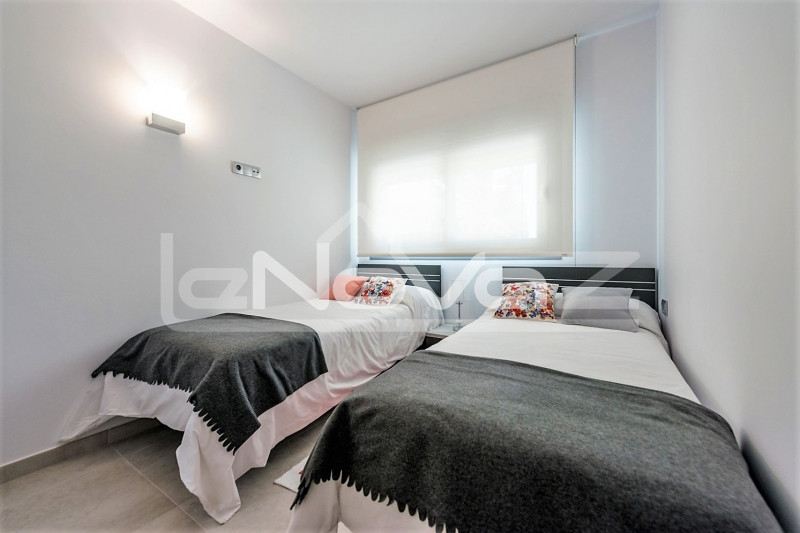 Апартаменты с двумя спальнями в Torrevieja. #186