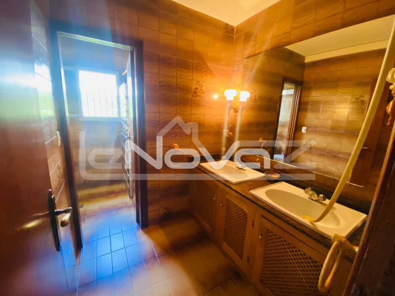 Villa with 800 m2 plot just a step away from the beach and all services.. #1865