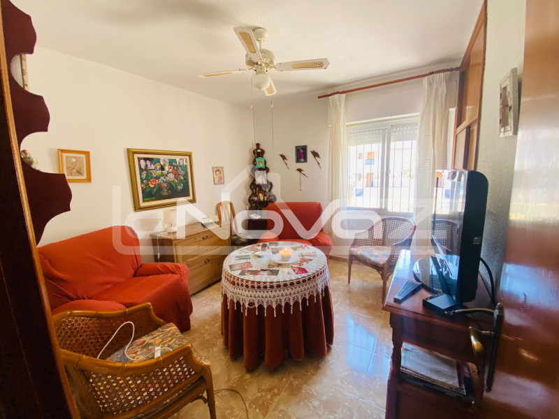 Villa with 800 m2 plot just a step away from the beach and all services.. #1865