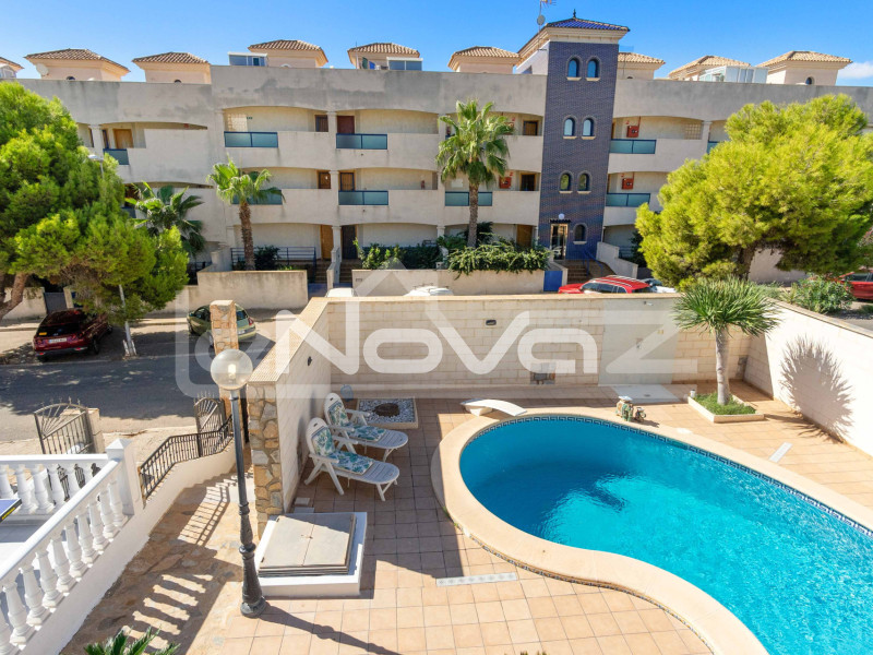 Detached villa a few steps from the beach in La Zenia, ready to move into.. #1866