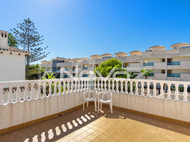 Detached villa a few steps from the beach in La Zenia, ready to move into.. #1866