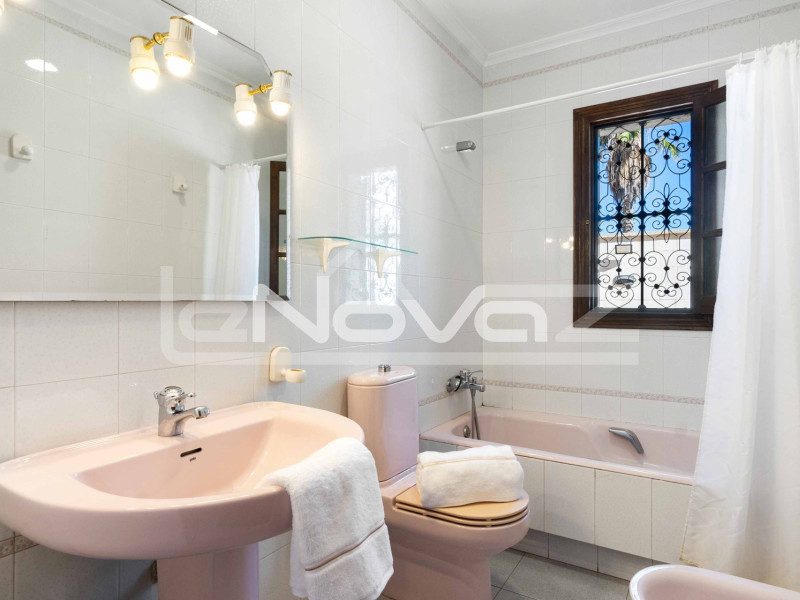 Detached villa a few steps from the beach in La Zenia, ready to move into.. #1866