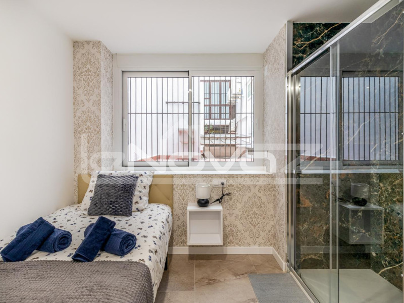 Csodálatos lakás Alikant központjában, ideális befektetők vagy nagy családok számára.. #1896