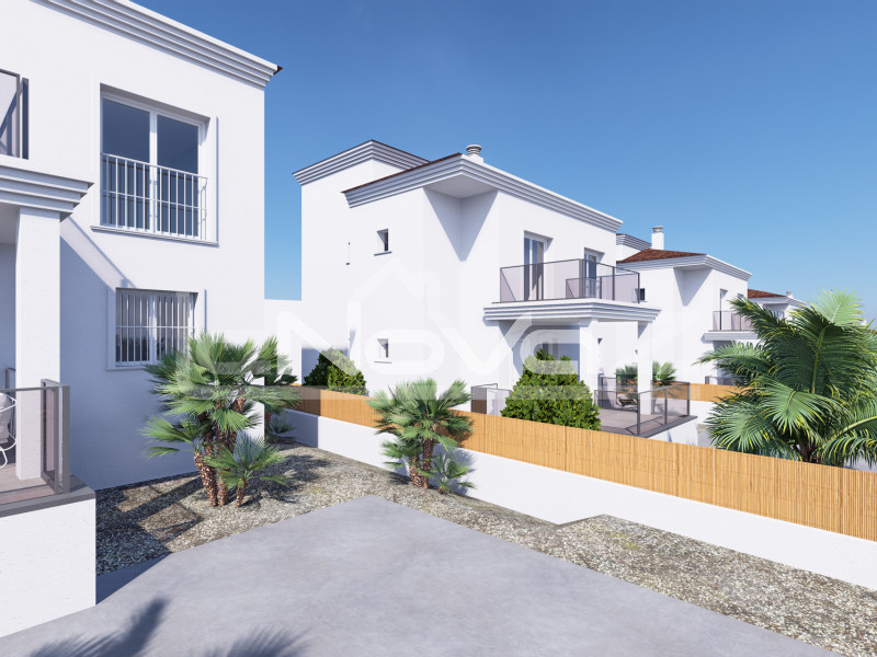 Castallában található különálló villák 4 hálószobával és 3 fürdőszobával - Tér, kényelem és természet. #1933