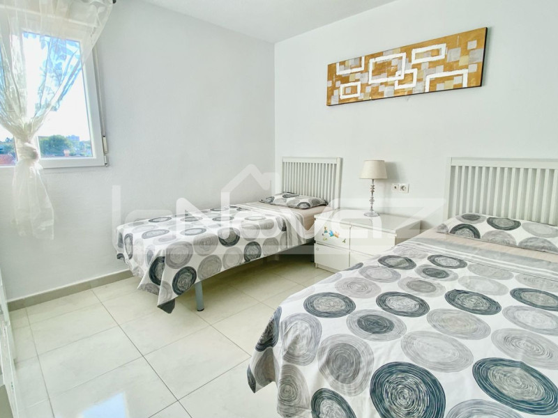 3 room apartment in La Zenia 5 minutes walk to the sea. #1936