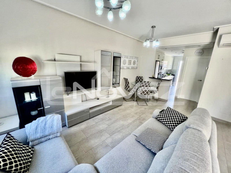 Апартаменти з двома спальнями в Los Dolses (Orihuela Costa). #1941