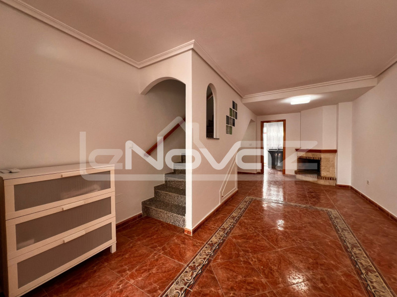 3 Bedroom Townhouse in the Heart of Playa Flamenca. #1946