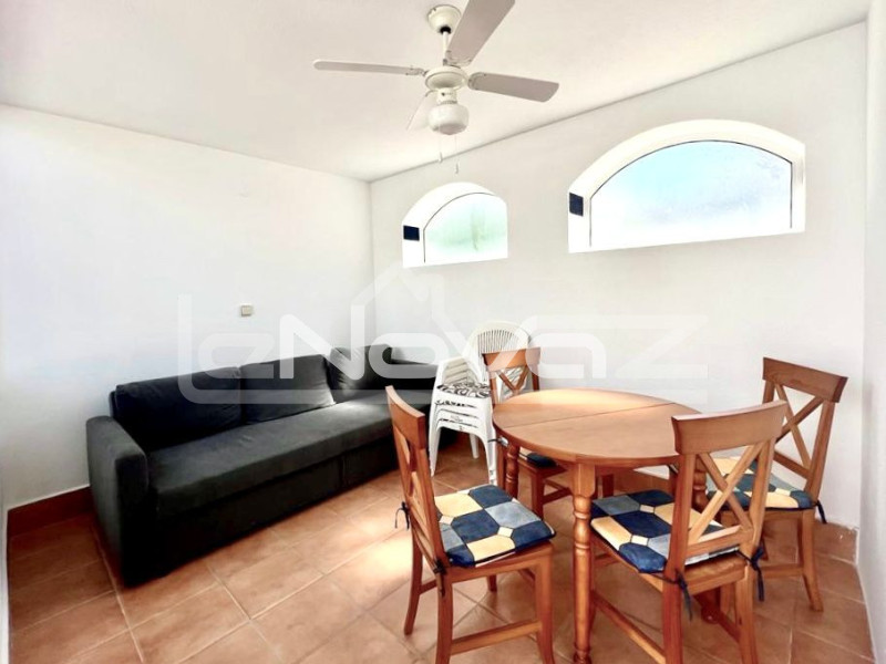 Eladó 3 hálószobás, 2 fürdőszobás sorház Los Dolcesben. #1972