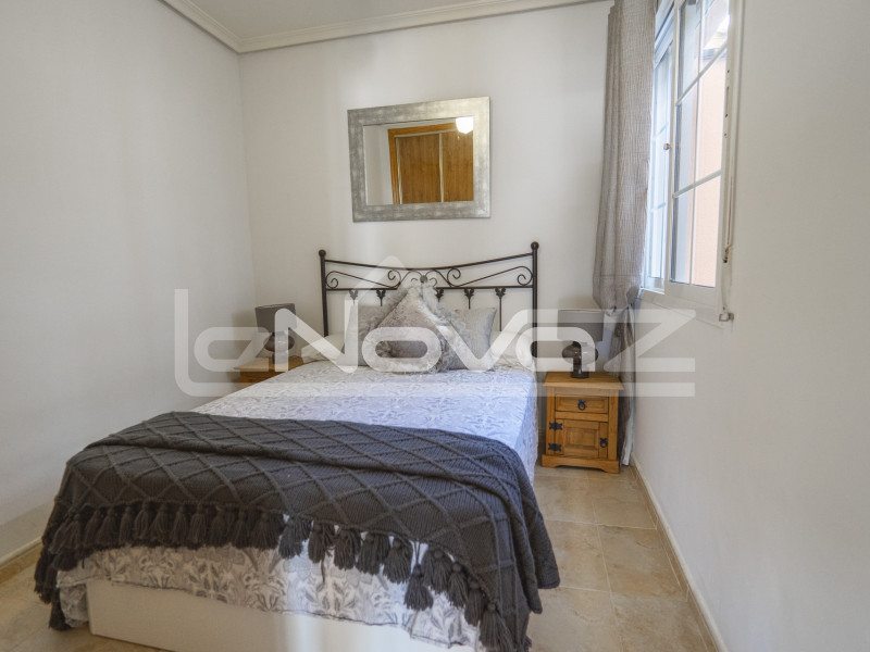 Villa három hálószobával Lomas de Cabo Roig. #1980