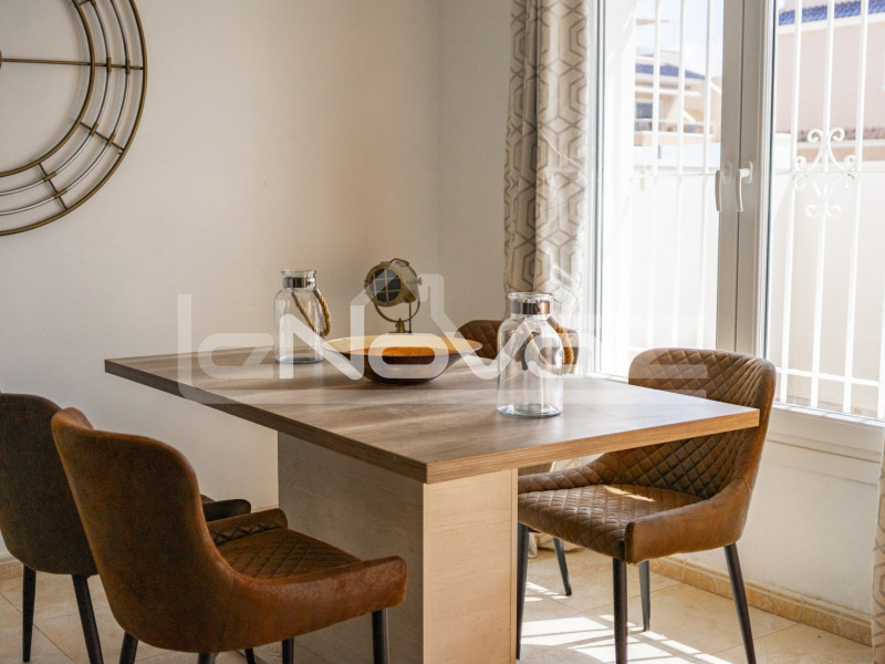 Villa három hálószobával Lomas de Cabo Roig. #1980