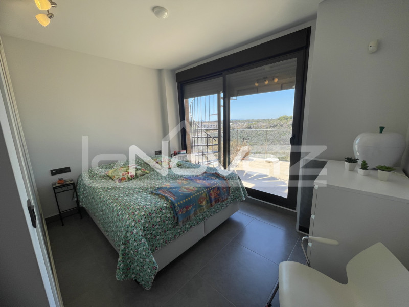 Takvåning med tre sovrum i Las Ramblas. #1997