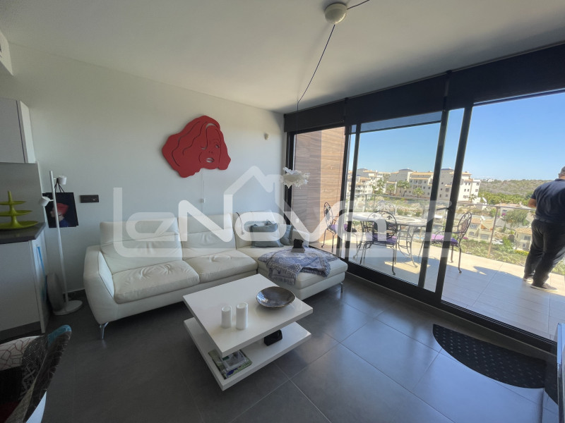 Takvåning med tre sovrum i Las Ramblas. #1997