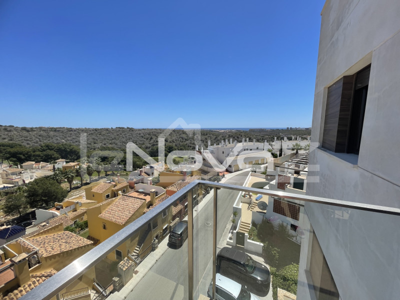 Takvåning med tre sovrum i Las Ramblas. #1997